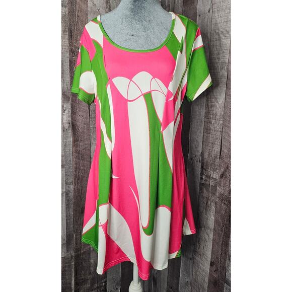 lily by firmiana Dresses & Skirts - LILY by FIRMIANA Short Sleeve DRESS Geometric Green Pink Women's size Large